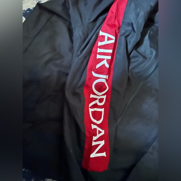 Nike Air Jordan Windbreaker Jacket - Picture 2 of 3